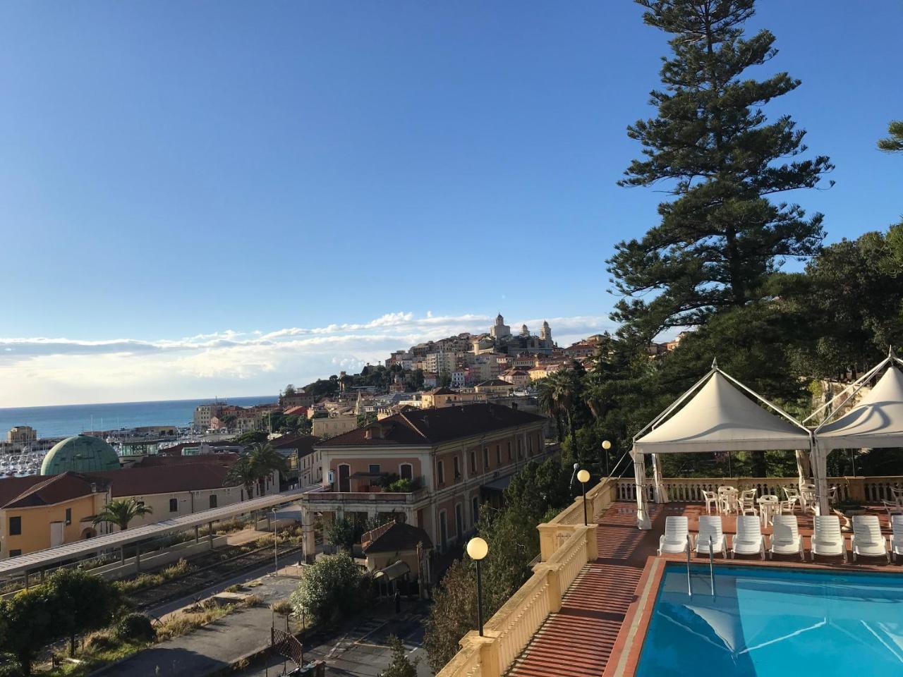Hotel Miramare Imperia Eksteriør bilde