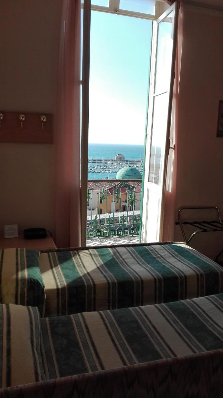 Hotel Miramare Imperia Eksteriør bilde